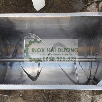 Máy trộn kiểu nằm ngang