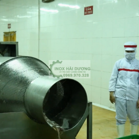 Máy rửa cá dạng lồng xoay- Rửa thực phẩm công suất lớn