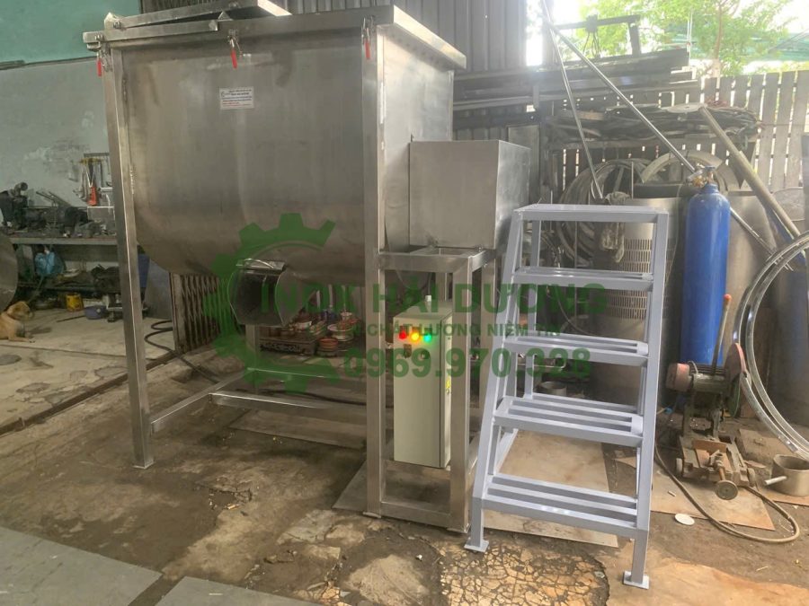 Máy trộn bột thủy sản 500kg